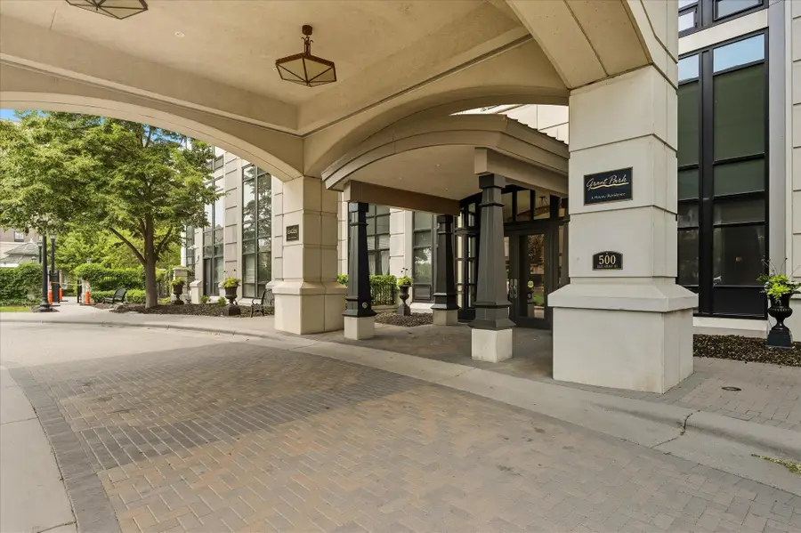 500 E Grant Street #907, Minneapolis, MN 55404 - #2