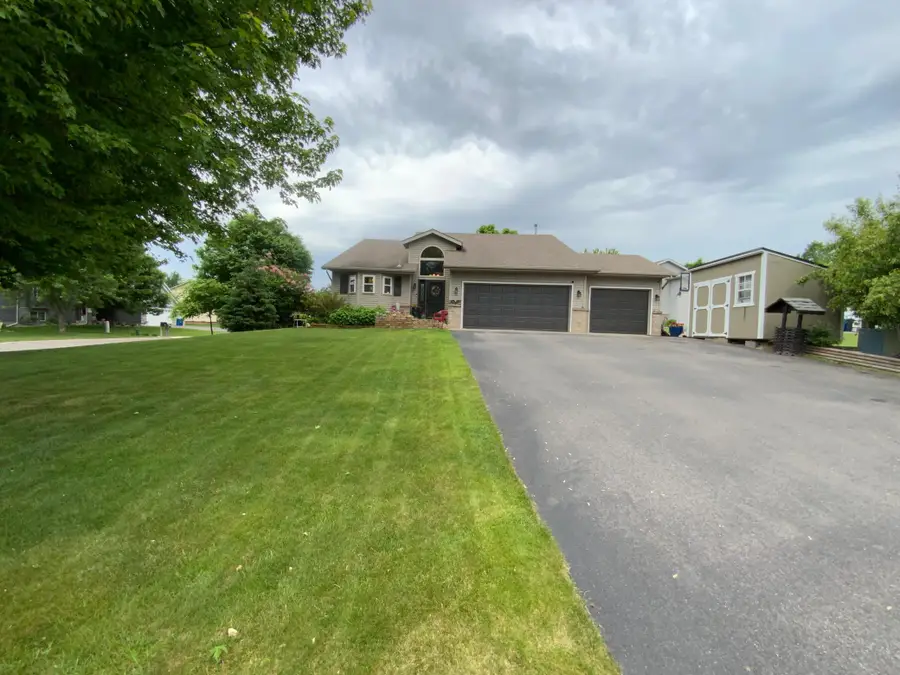 1281 Agate Court, Sauk Rapids, MN 56379 - #2
