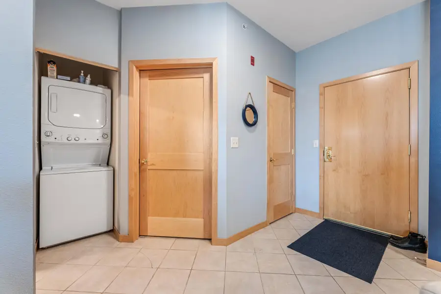 1215 N Lakeshore Drive #205, Lake City, MN 55041 - #3
