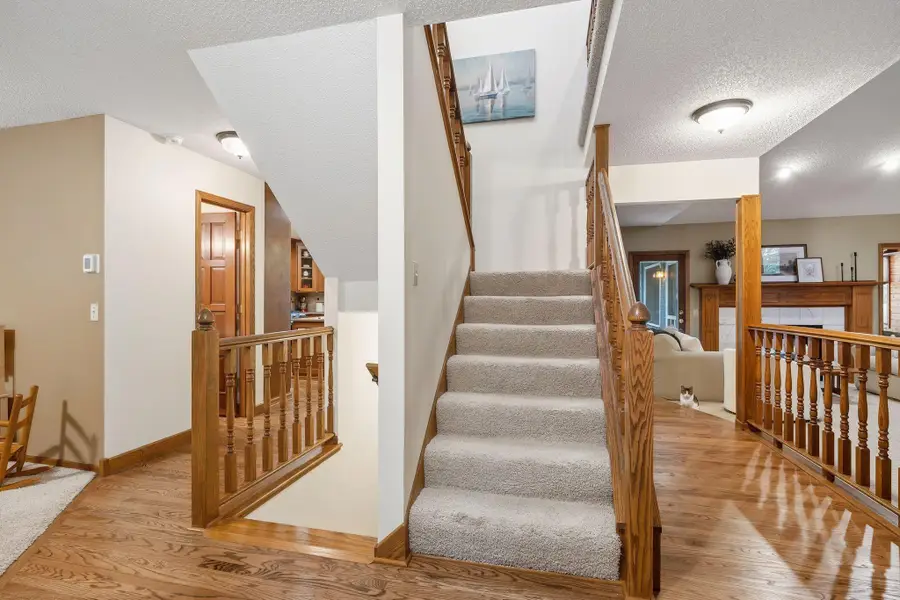 4876 Knottingham Circle, Eagan, MN 55122 - #2