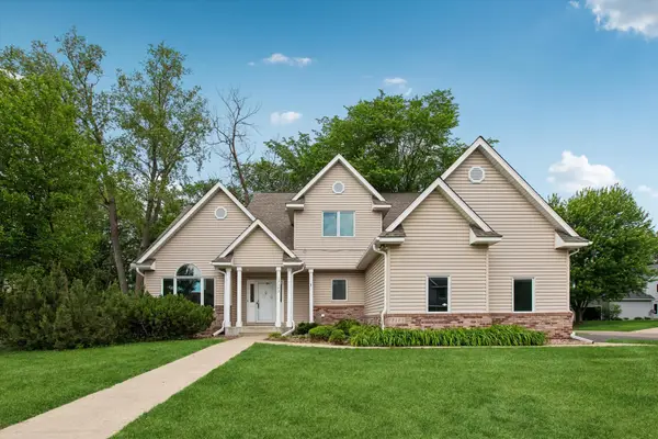 17123 Jonathan Court, Lakeville, MN 55044
