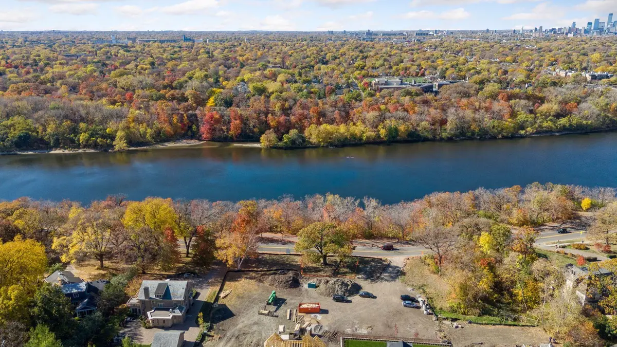 104 Mississippi River Boulevard N, Saint Paul, MN 55104 - #1