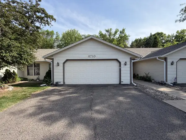 6710 Buckley Circle, Inver Grove Heights, MN 55076