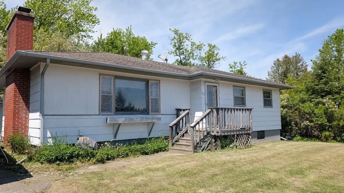 211 2nd Street Se, Cook, MN 55723 - #1