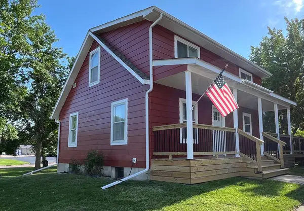 101 Parker Lane, Redwood Falls, MN 56283