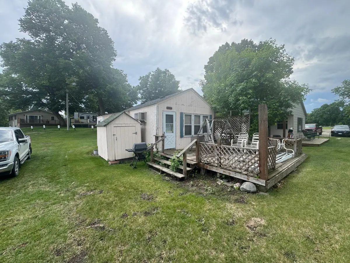 1206 E Lake Street, Osakis, MN 56360 - #1