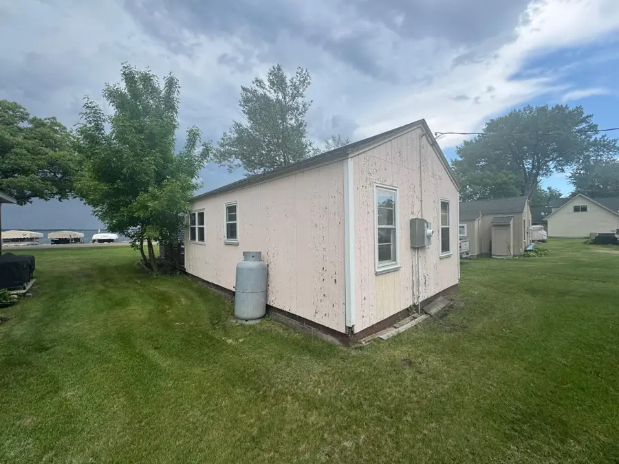 1206 E Lake Street, Osakis, MN 56360 - #3