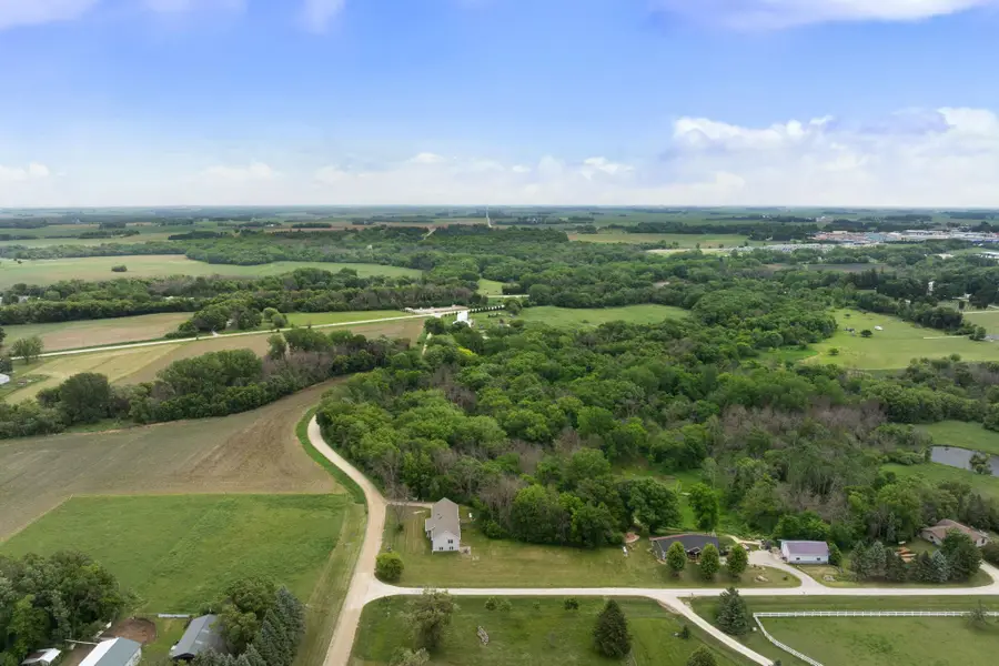 18486 625th Street, Dodge Center, MN 55927 - #2