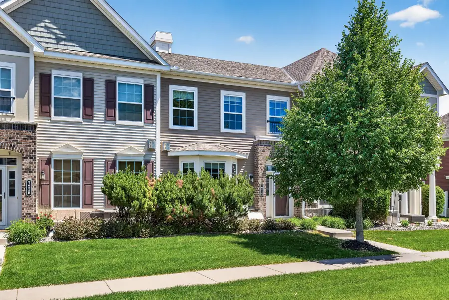 7214 Kimberly Lane N #202, Maple Grove, MN 55311 - #2