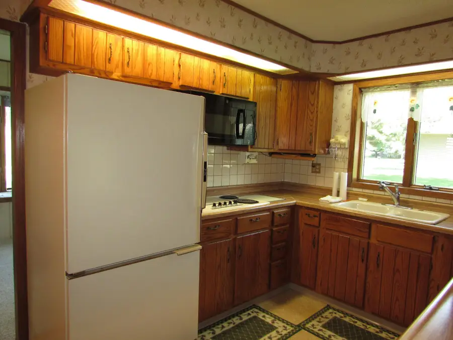 1522 Falcon Drive, Fairmont, MN 56031 - #2