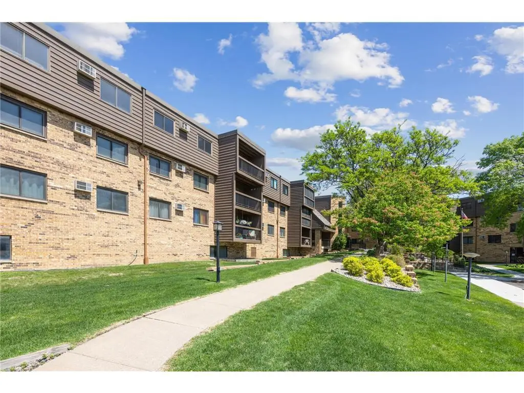 999 41st Avenue Ne #212, Minneapolis, MN 55421 - #1