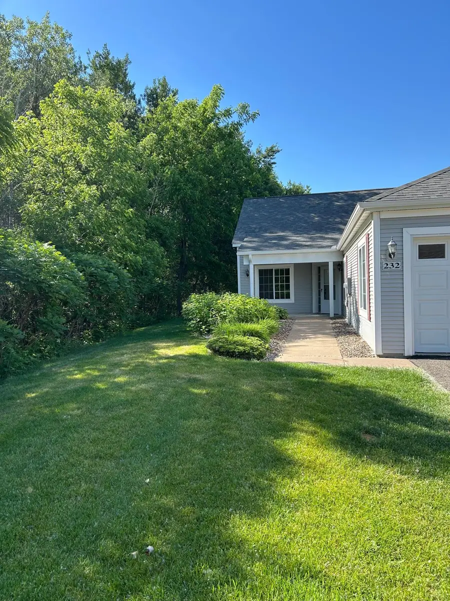 232 Emerson Avenue E, West Saint Paul, MN 55118 - #3