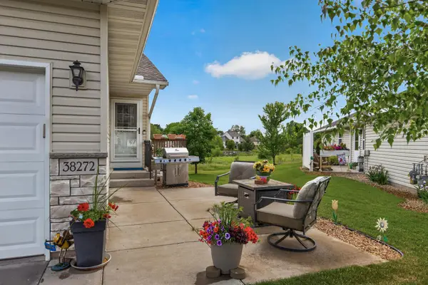38272 Explorer Circle, North Branch, MN 55056