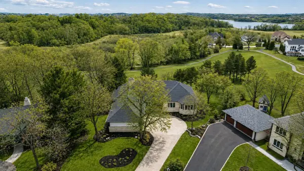 2065 Woodstone Court, Victoria, MN 55386