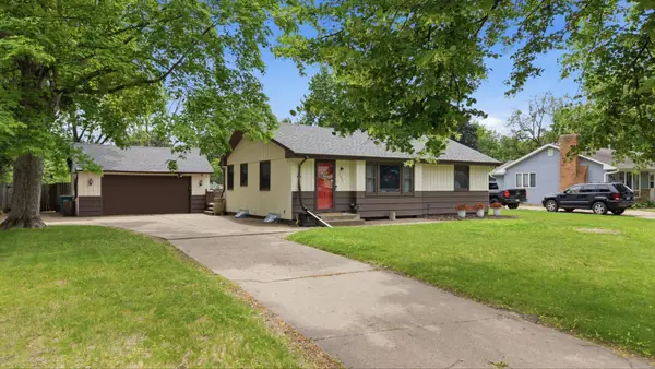 7911 59 1/2 Avenue N, New Hope, MN 55428
