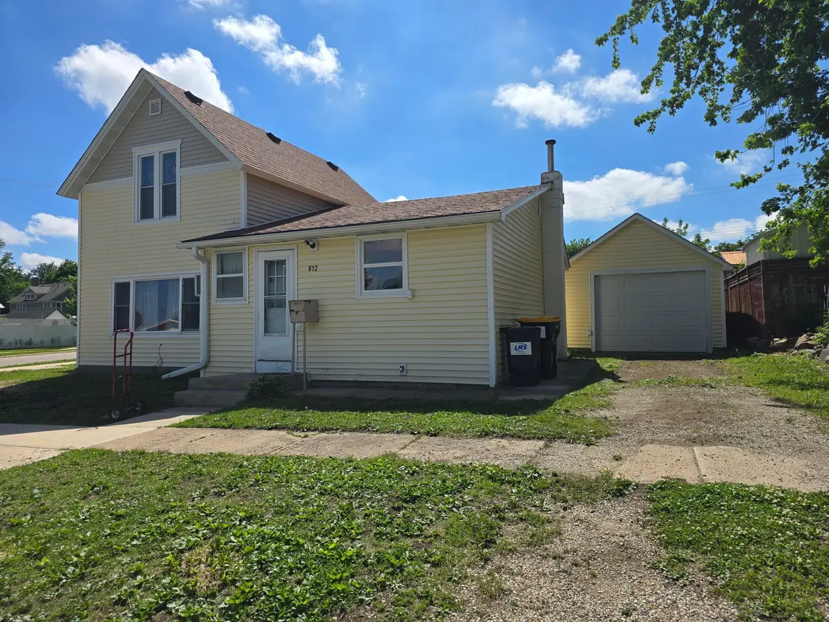 213 E Fremont Street, Spring Valley, MN 55975 - #1