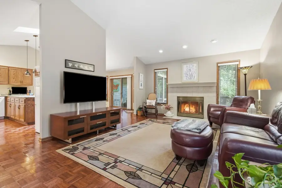 7017 Edenvale Boulevard, Eden Prairie, MN 55346 - #3