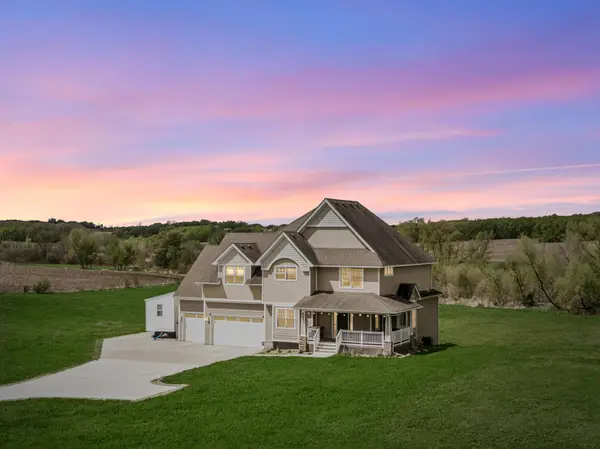 25735 Highview Avenue, Farmington, MN 55024