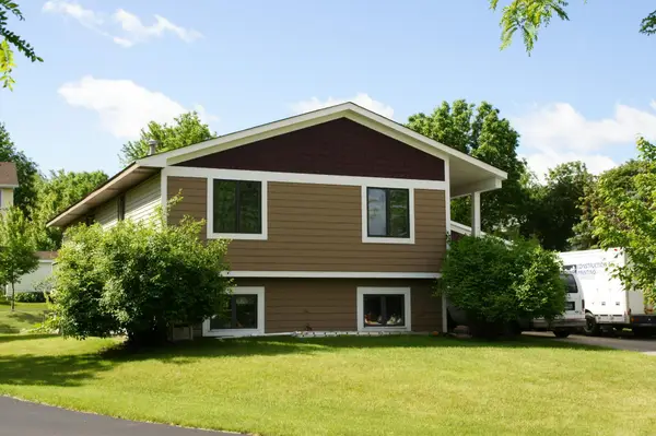 15794 Henna Court, Apple Valley, MN 55124