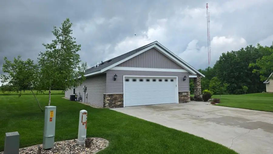 1801 Lower Trentwood Circle Ne, Willmar, MN 56201 - #3