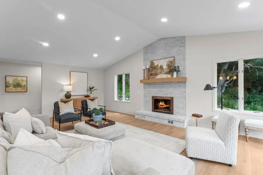 6667 Moorland Drive, Eden Prairie, MN 55346 - #3
