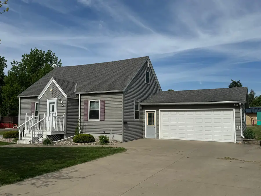 405 N 11th Street, Olivia, MN 56277 - #2