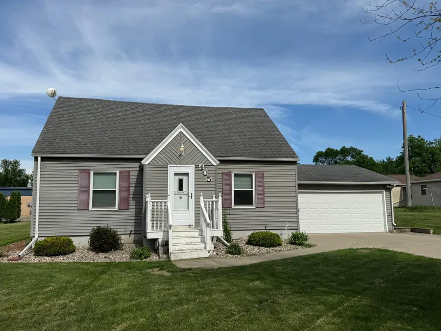 405 N 11th Street, Olivia, MN 56277 - #3