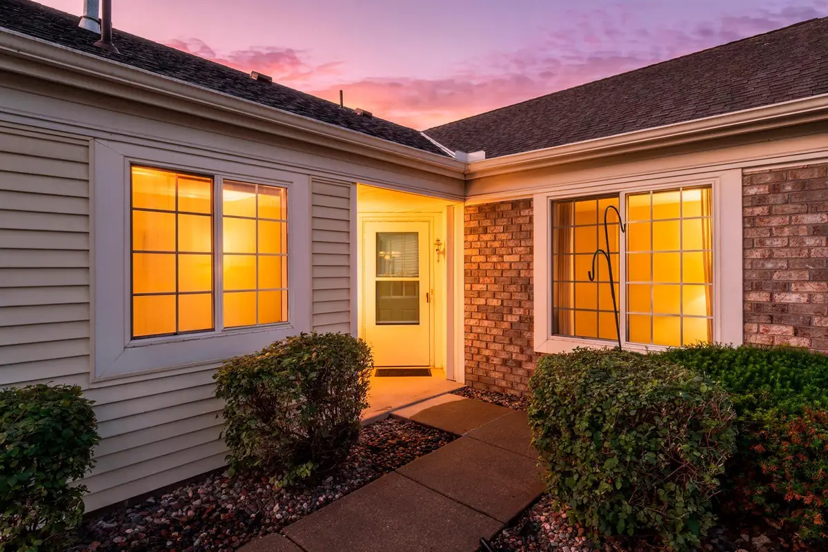 9274 Prairieview Trail N, Champlin, MN 55316 - #1