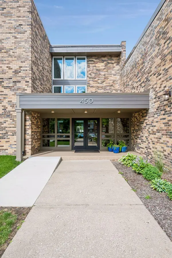 450 Ford Road #303, Saint Louis Park, MN 55426