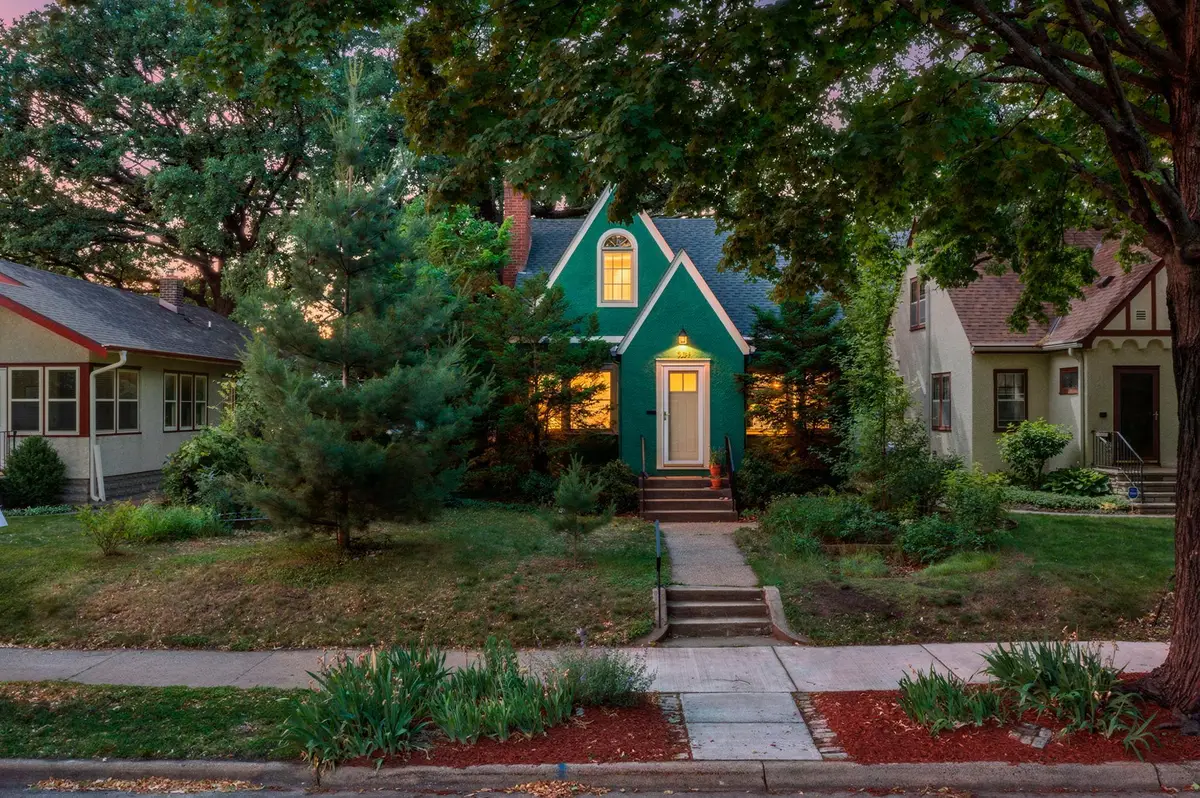 3704 45th Avenue S, Minneapolis, MN 55406 - #1
