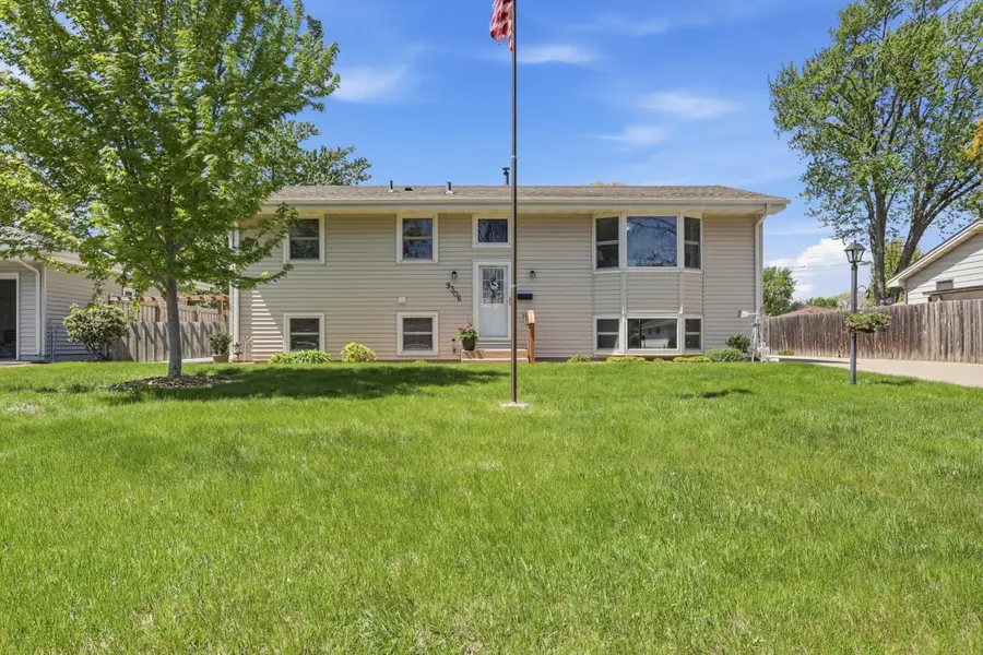 9306 Oakland Avenue S, Bloomington, MN 55420 - #3