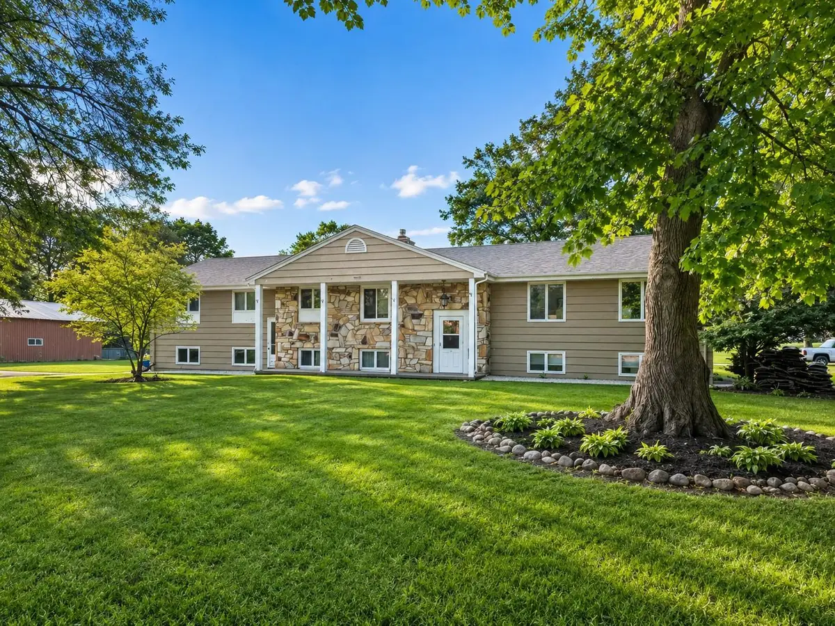 8750 Queensland Lane N, Maple Grove, MN 55311 - #1