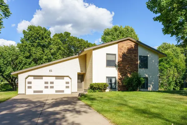 305 Darrell Court, Stillwater, MN 55082