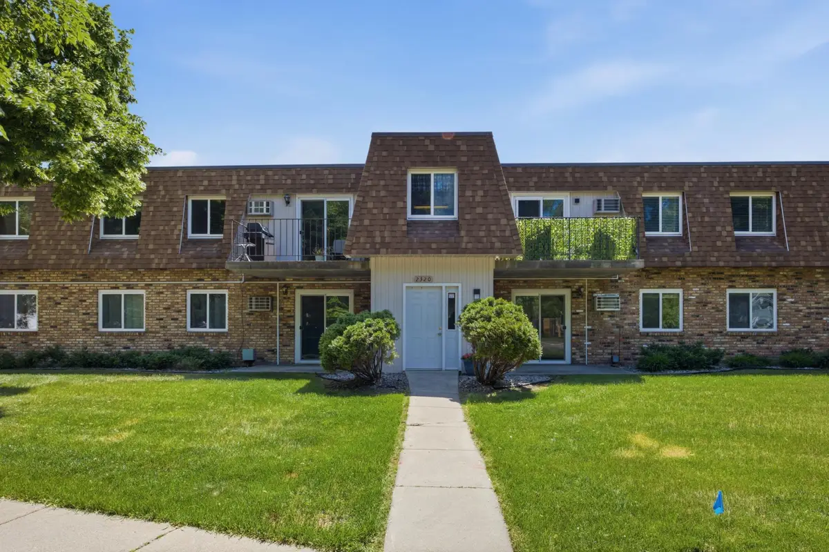 2320 20th Avenue S #4, Fargo, ND 58103 - #1