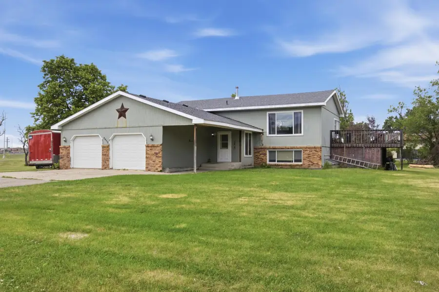 3513 41st Avenue S, Fargo, ND 58104 - #2