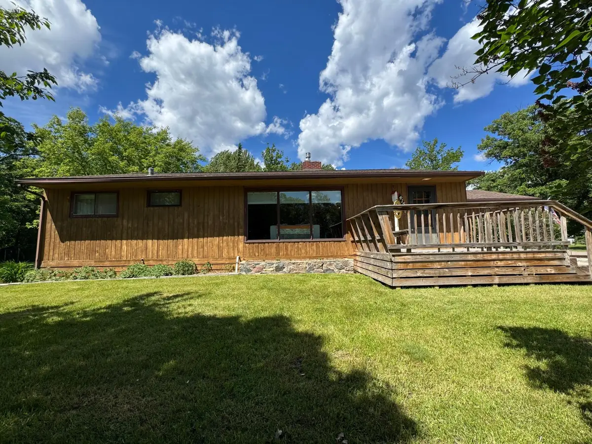 415 Roosevelt Street Ne, Warroad, MN 56763 - #1