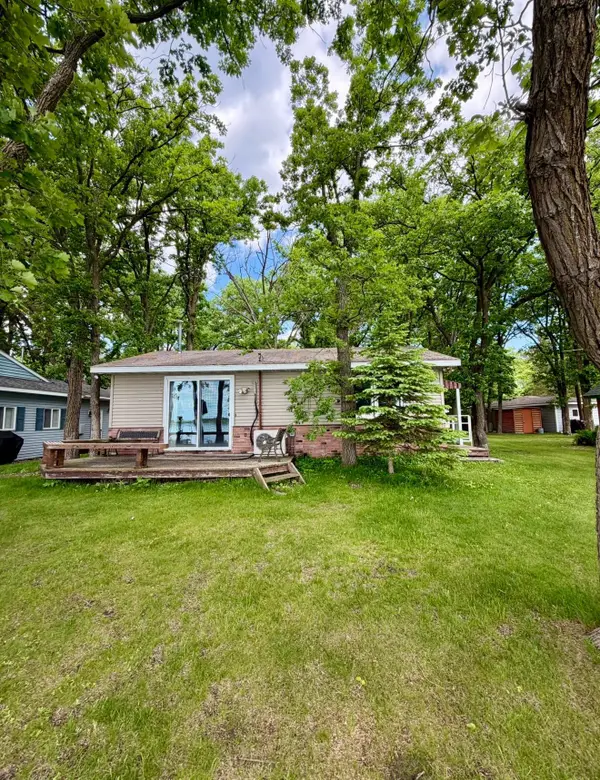 36678 Oak Point Drive, New York Mills, MN 56567
