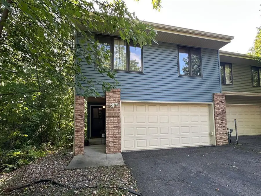 2341 14th Terrace Nw, New Brighton, MN 55112 - #2