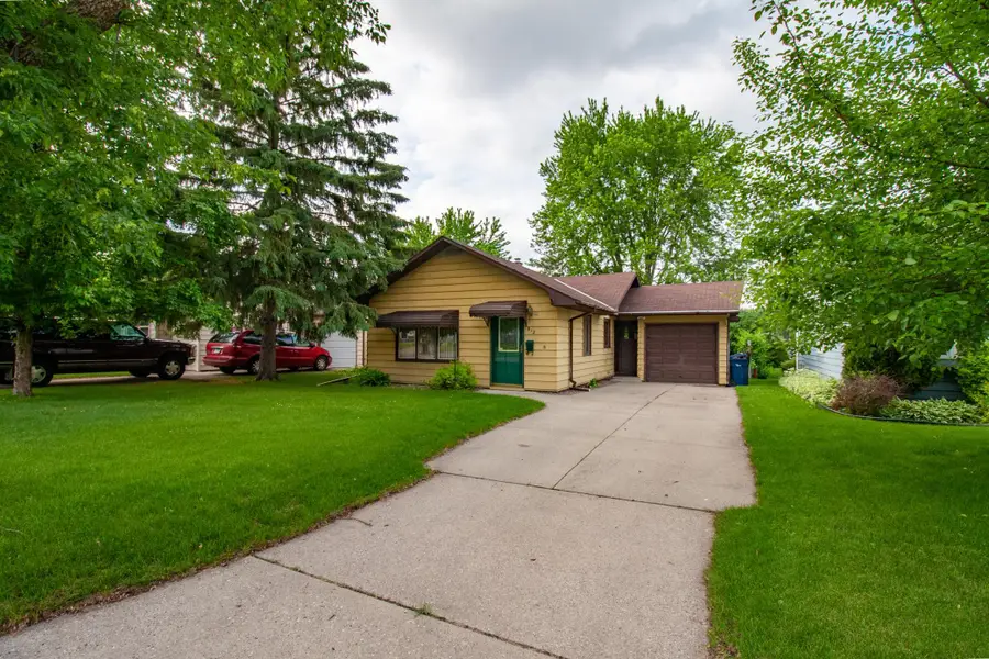 912 W Linden Street, Fergus Falls, MN 56537 - #3