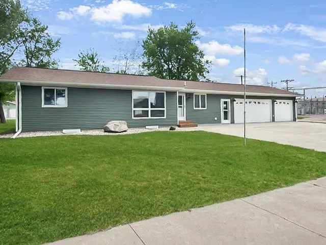 311 S Park Street, Hendricks, MN 56136 - #2