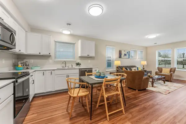 1354 Winthrop Street N #1, Saint Paul, MN 55119