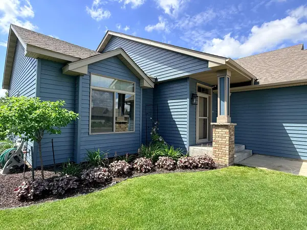 1256 Osauka Road Ne, Sauk Rapids, MN 56379