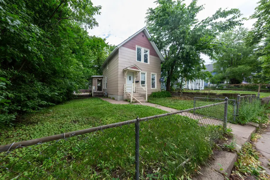 955 Wilson Avenue, Saint Paul, MN 55106 - #2