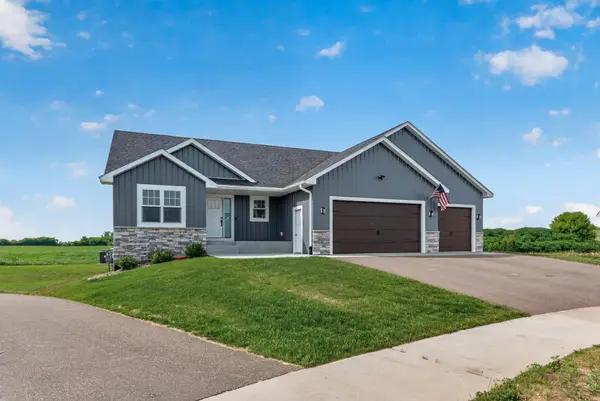 1781 Otter Way, New Richmond, WI 54017