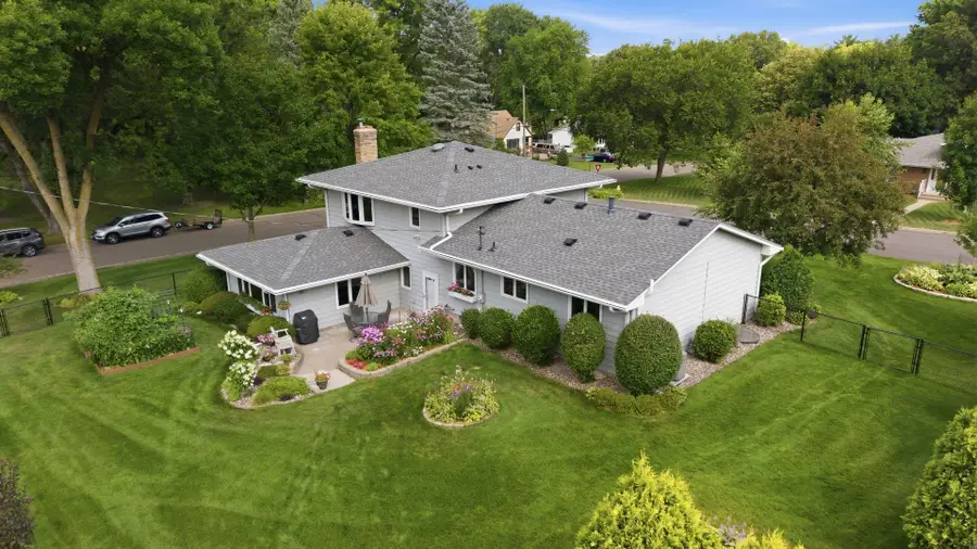 980 Lydia Avenue W, Roseville, MN 55113 - #3