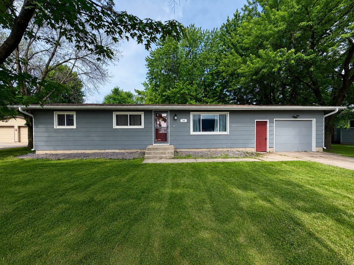 18 20th Avenue Nw, Faribault, MN 55021 - #1