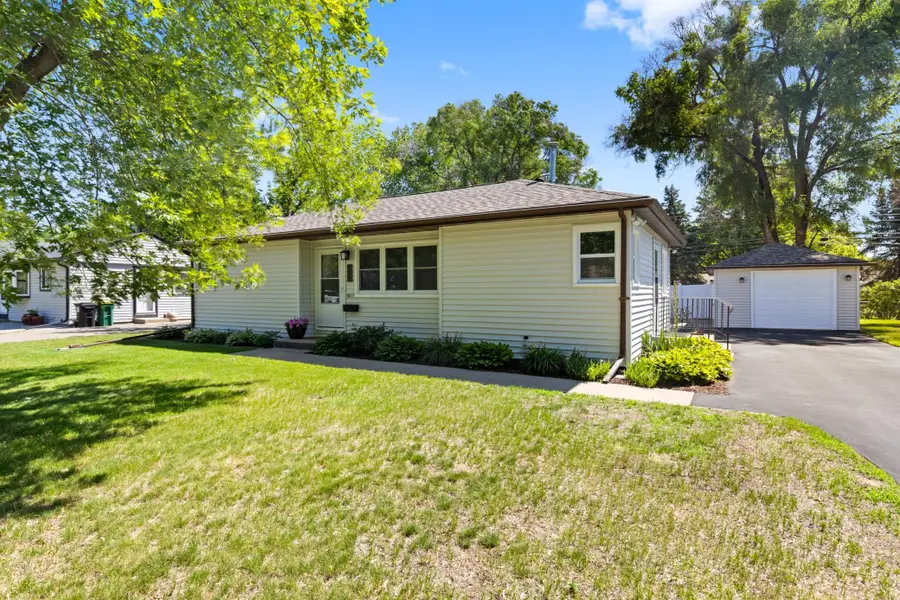 8509 10th Avenue S, Bloomington, MN 55420 - #2
