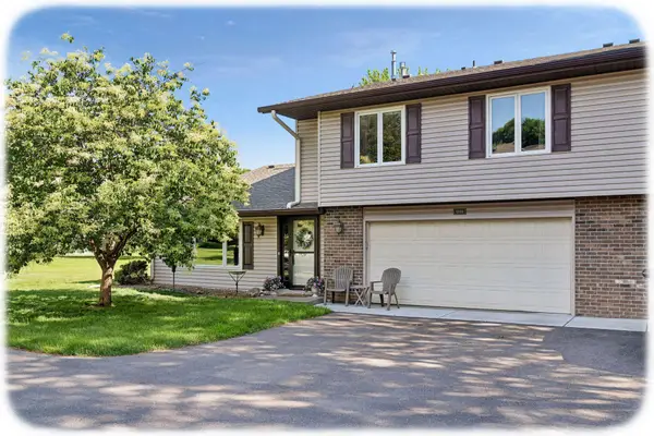 9558 Kingsview Lane N, Maple Grove, MN 55369