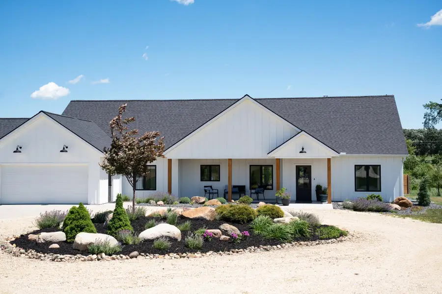 10319 30 Highway Sw, Hayfield, MN 55940 - #3