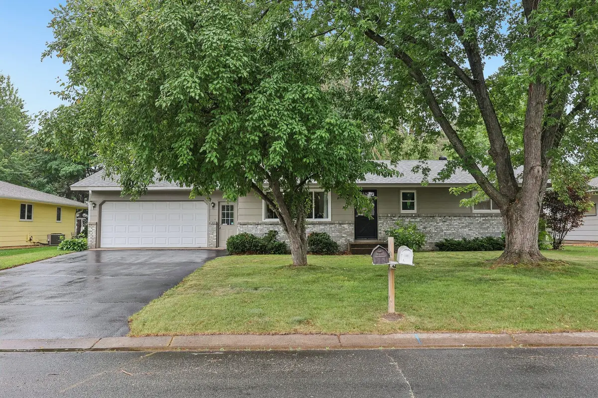 10121 96th Place N, Maple Grove, MN 55369 - #1